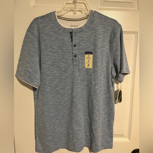NEW - Men’s Method Parisian Blue Buttoned Tee - Picture 1 of 2